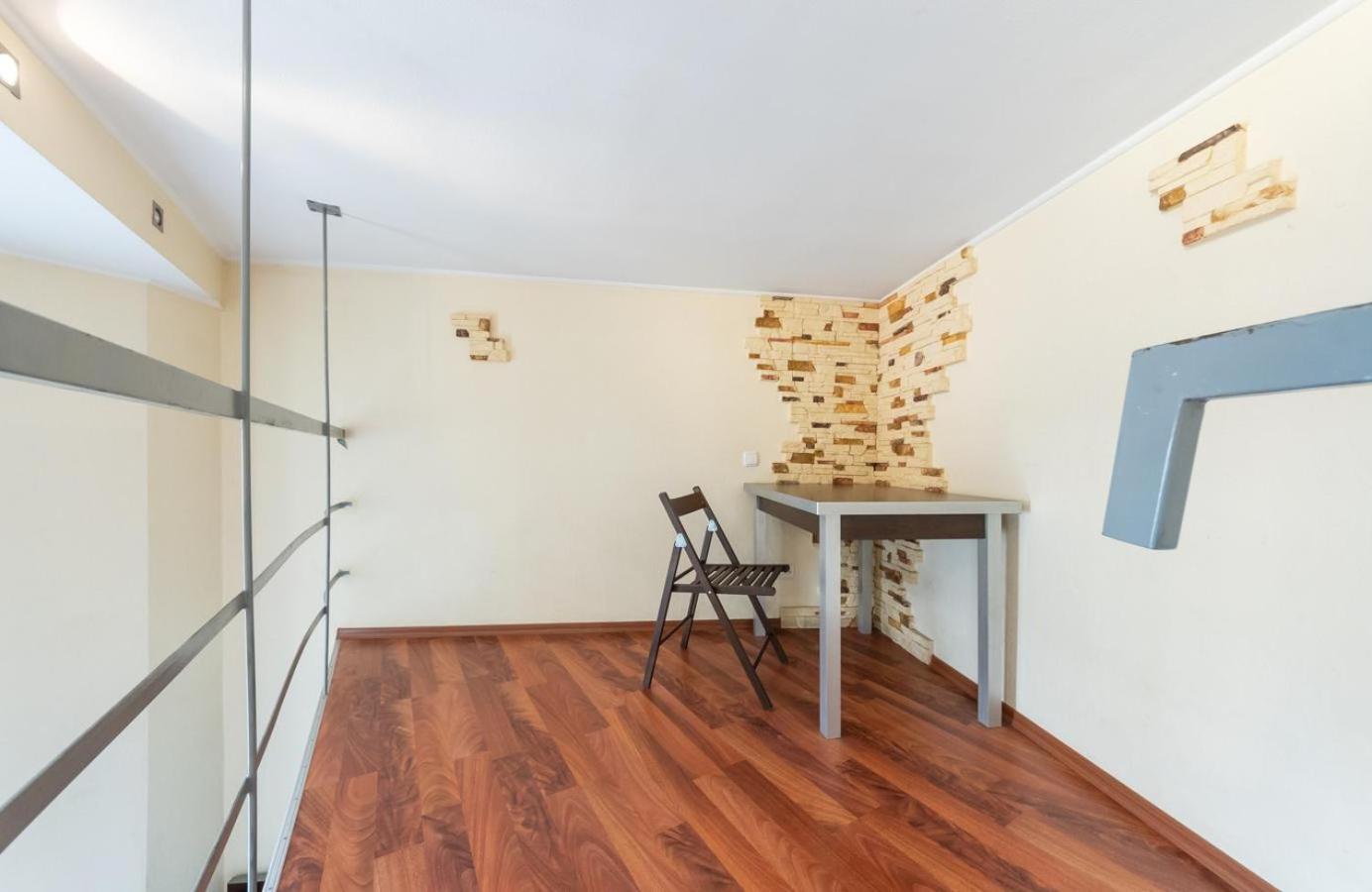 Comfortable Apartment On Mikhaylovskiy Lane キエフ エクステリア 写真